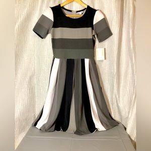 LulaRoe “Amelia” dress